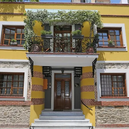 Four Season Maison Kavála